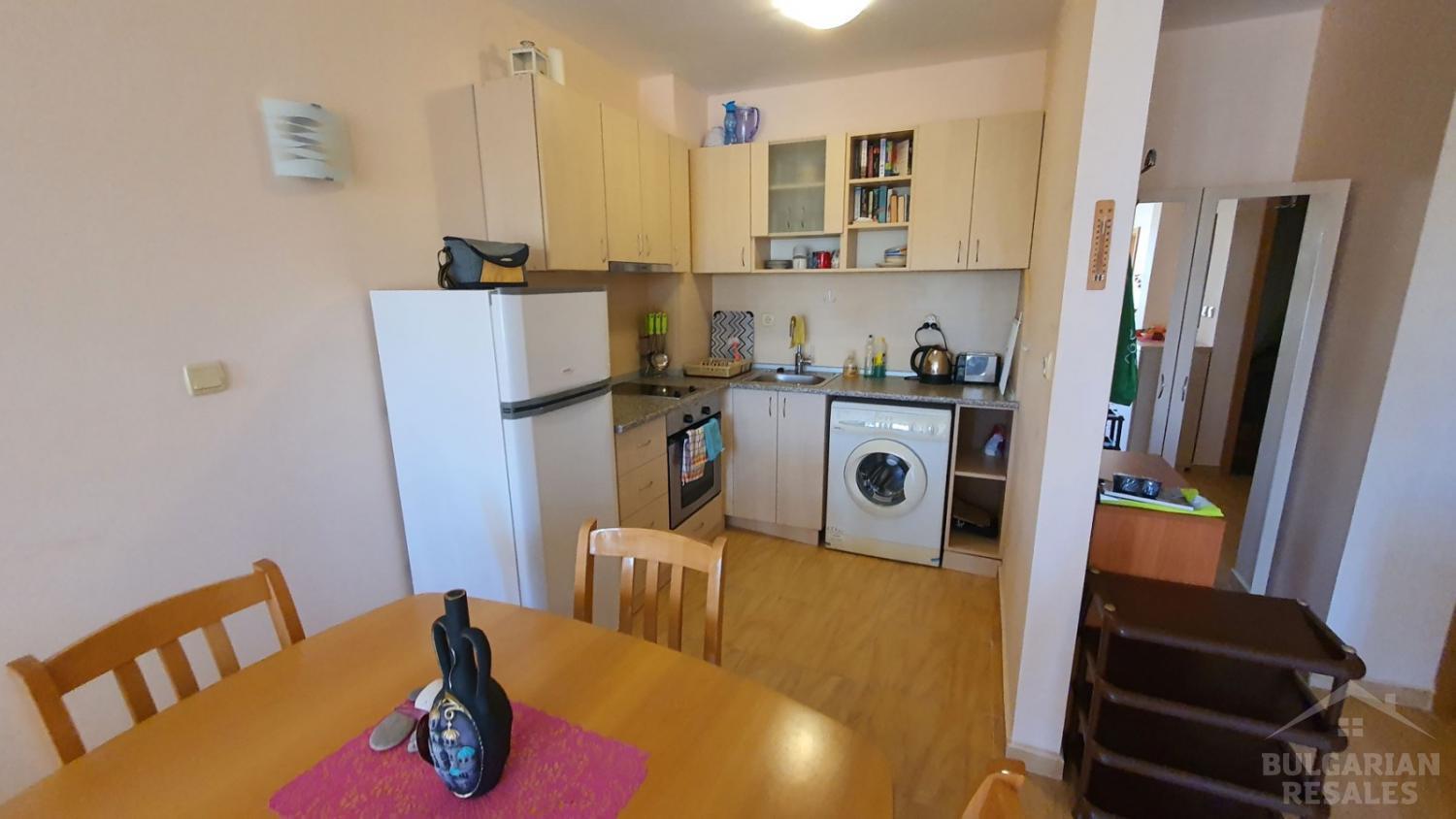 Супер оферта! Апартамент в комплекс с красива територия ID: 3006 - Снимка 3