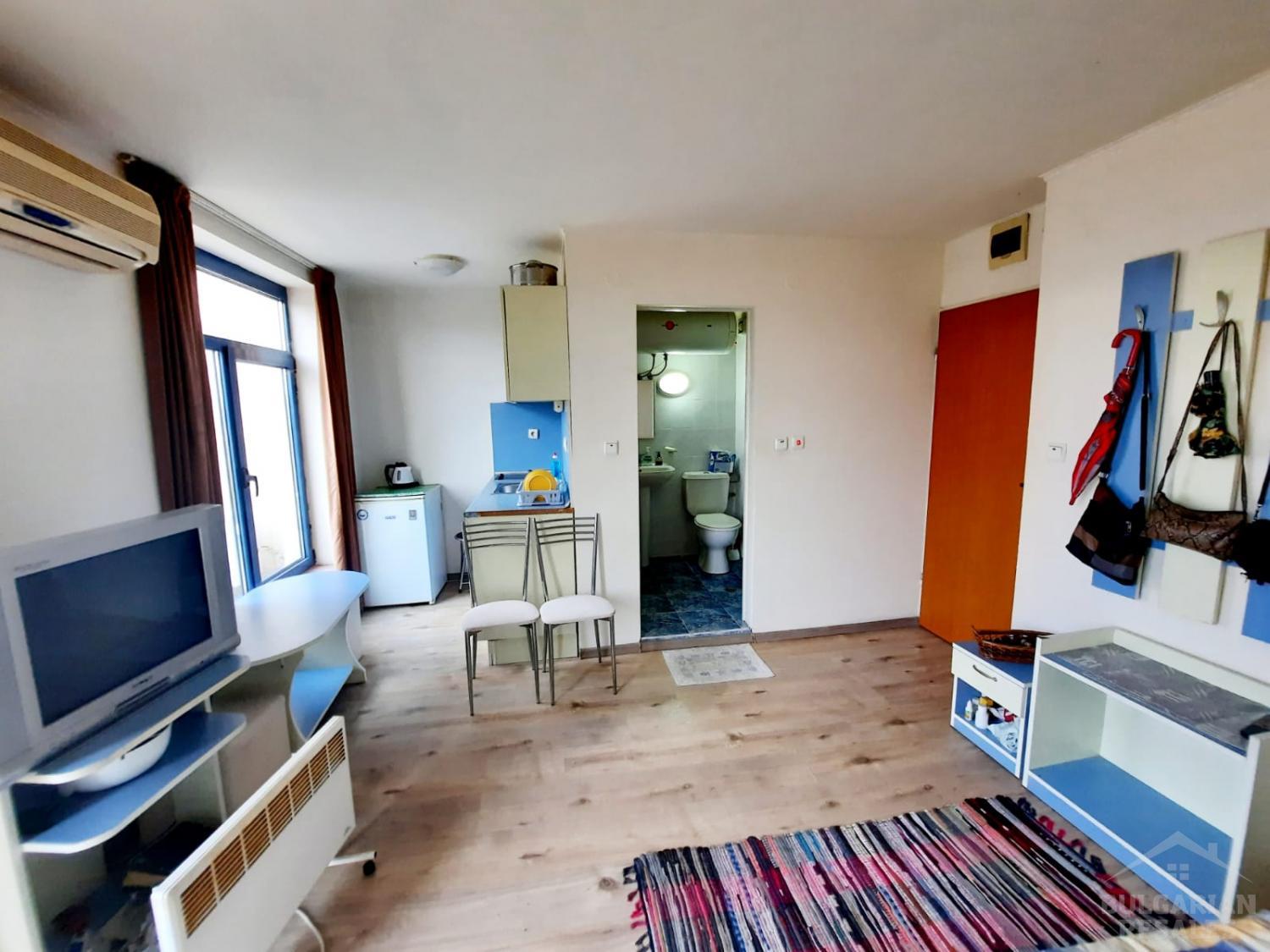 Голямо студио с отделна кухня, на 300 метра от плажа ID: 2555 - Снимка 5