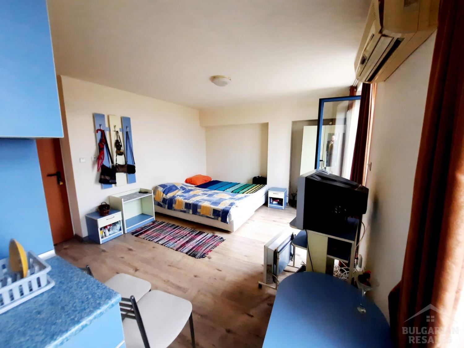 Голямо студио с отделна кухня, на 300 метра от плажа ID: 2555 - Снимка 13