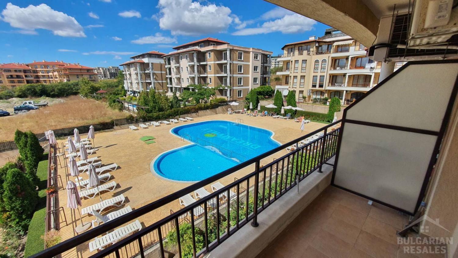 Супер оферта! Апартамент в комплекс с красива територия ID: 3006 - Снимка 1