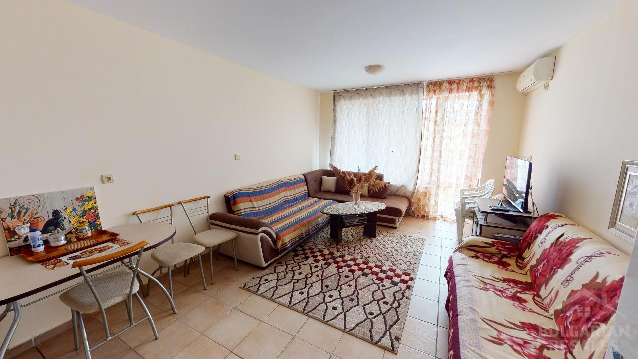Large apartment in a prestigious area of the resort  ID: 2587 - Photo 3