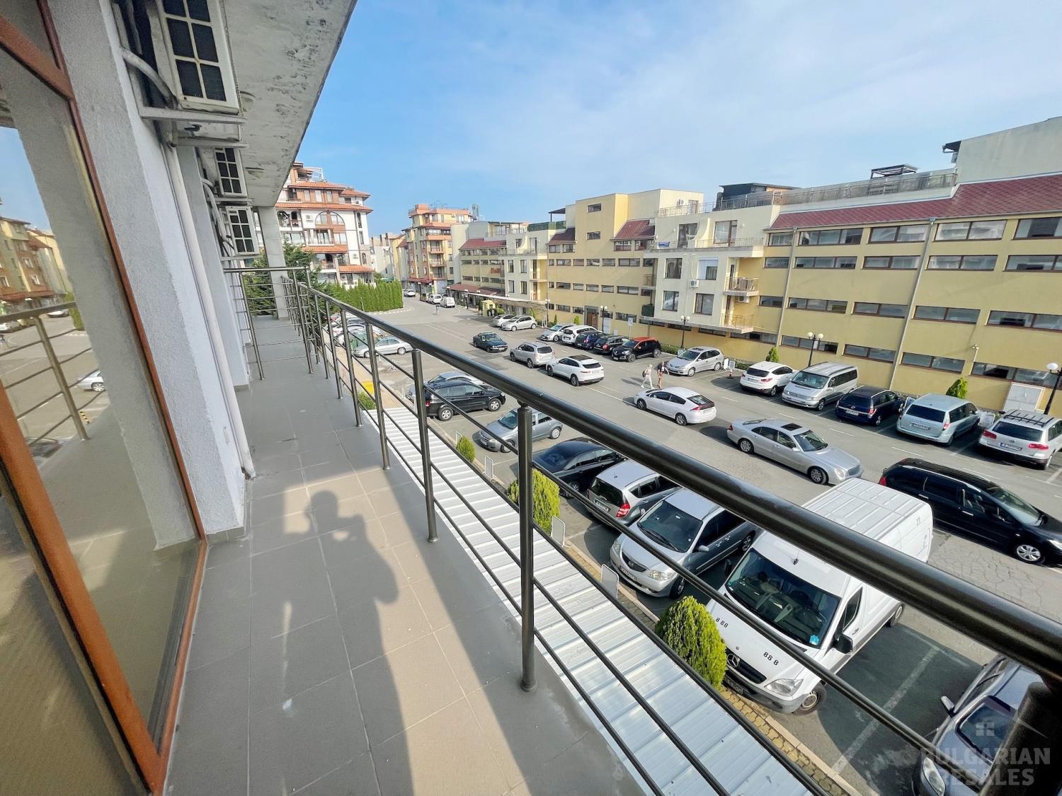 Намален! Просторен апартамент вкомплекс до морето ID: 2882 - Снимка 10