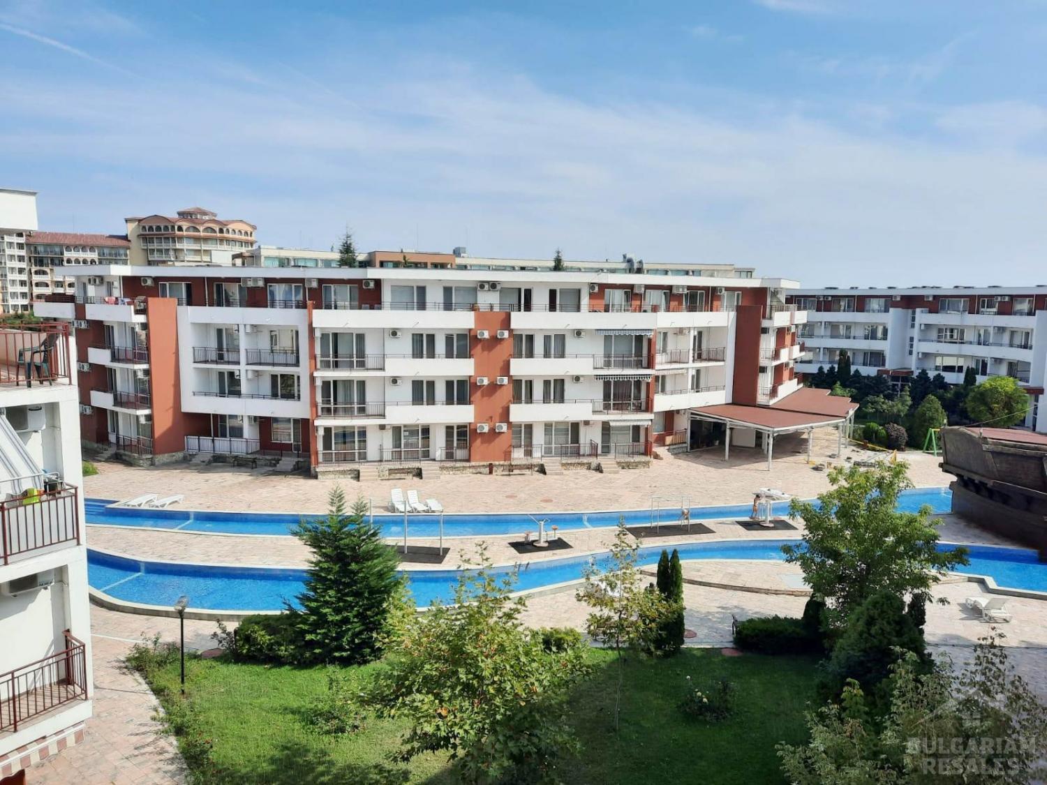 Тристаен апартамент на 1 линия ID: 1731 - Снимка 14