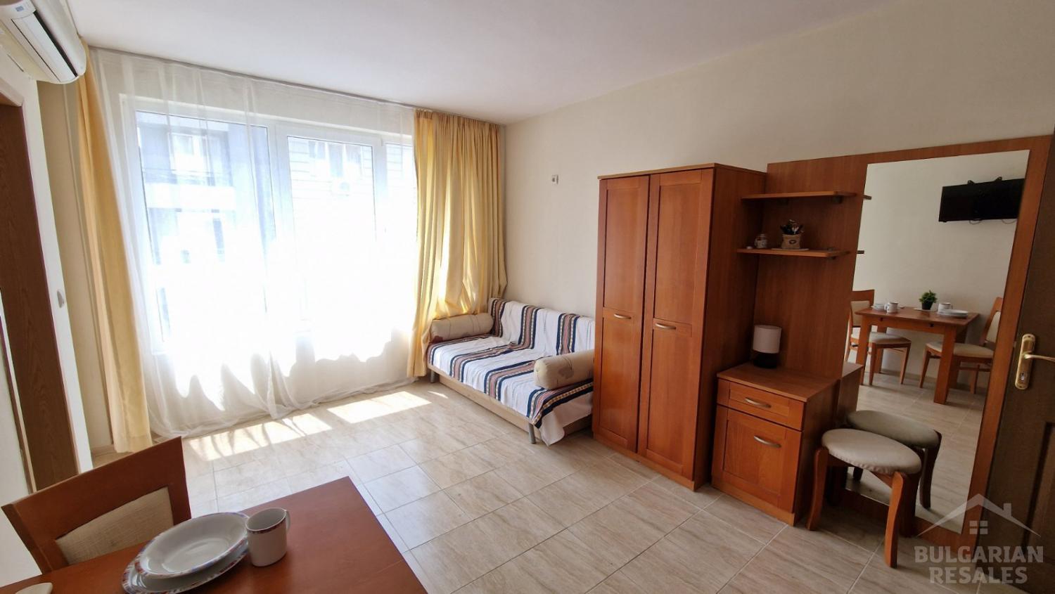 Студио в централната част на града за целогодишен живот ID: 3474 - Снимка 6