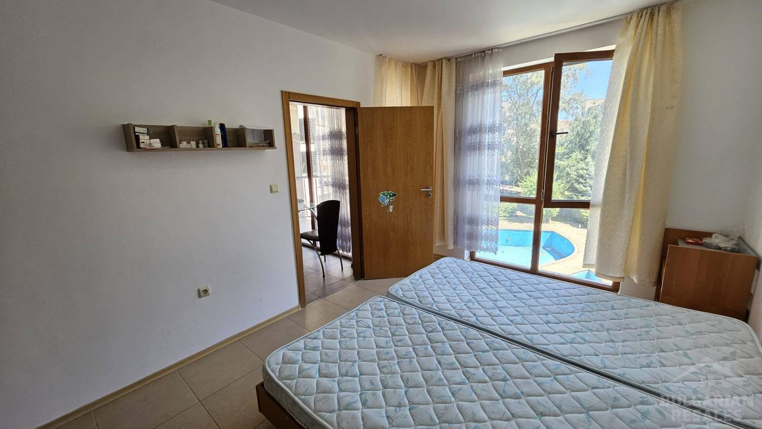 Pool View, Low Maintenance Fees, Apartment in “Sunny View North” ID: 6357 - Photo 8