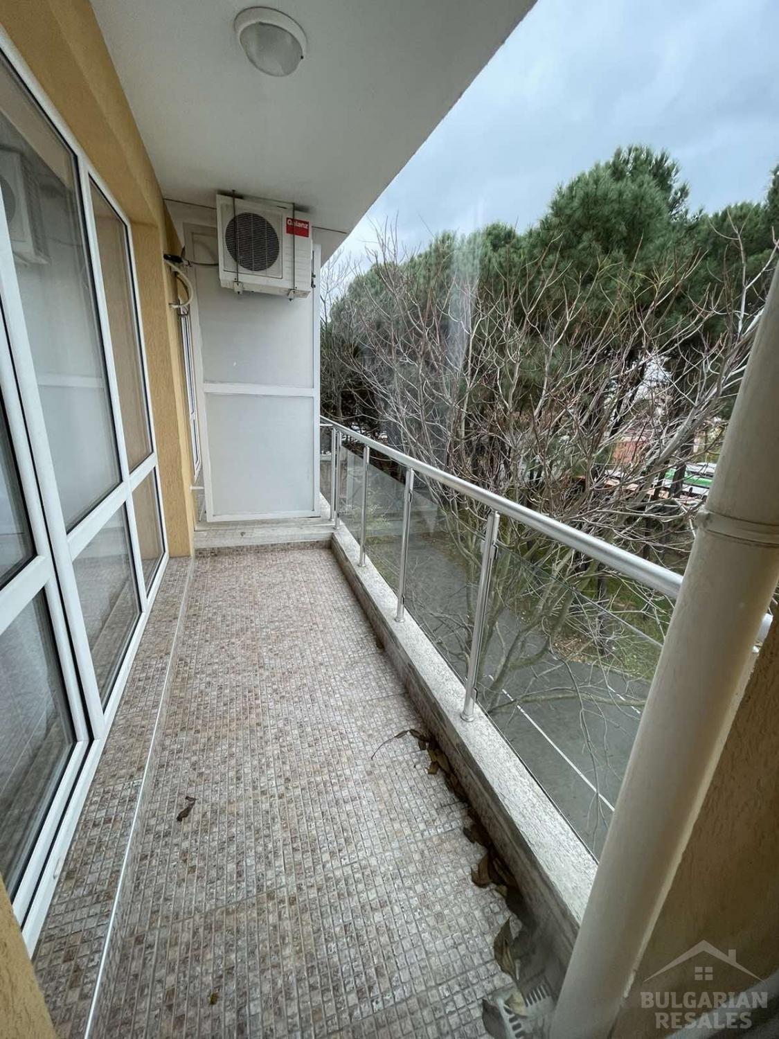 Спешна продажба! Просторен апартамент в центъра на курорта ID: 2498 - Снимка 6