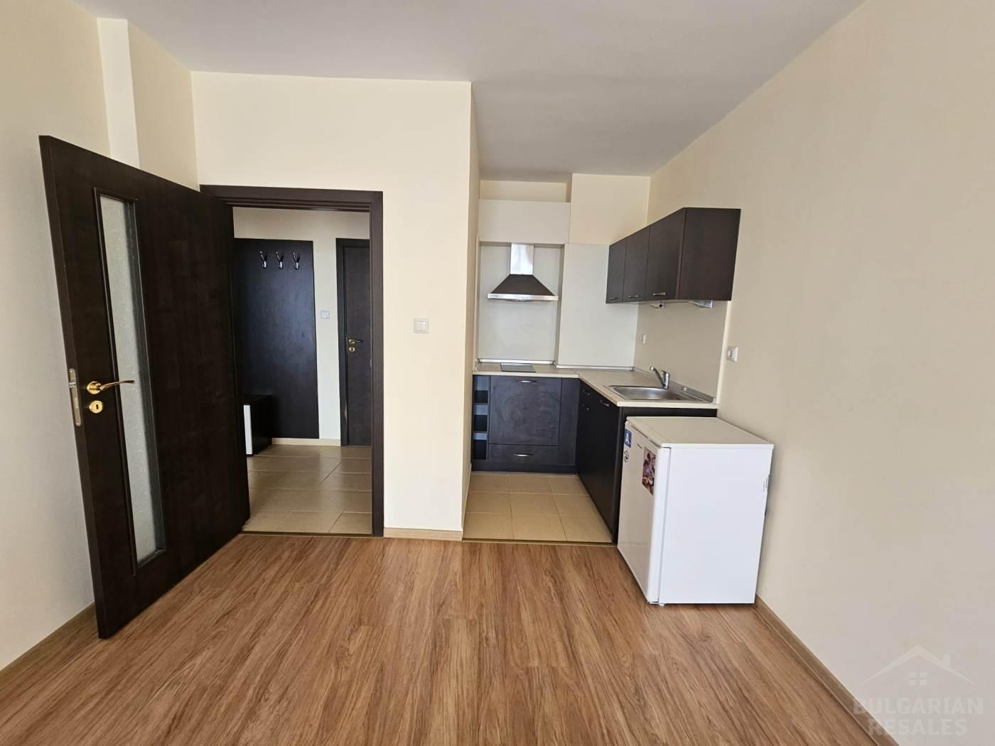 Просторен апартамент с панорамна гледка към морето в Свети Влас на разсрочено плащане ID: 3932 - Снимка 8