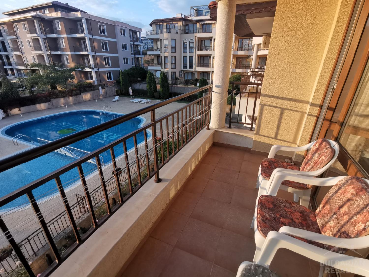 Апартамент с просторен балкон и гледка към басейна ID: 3031 - Снимка 1