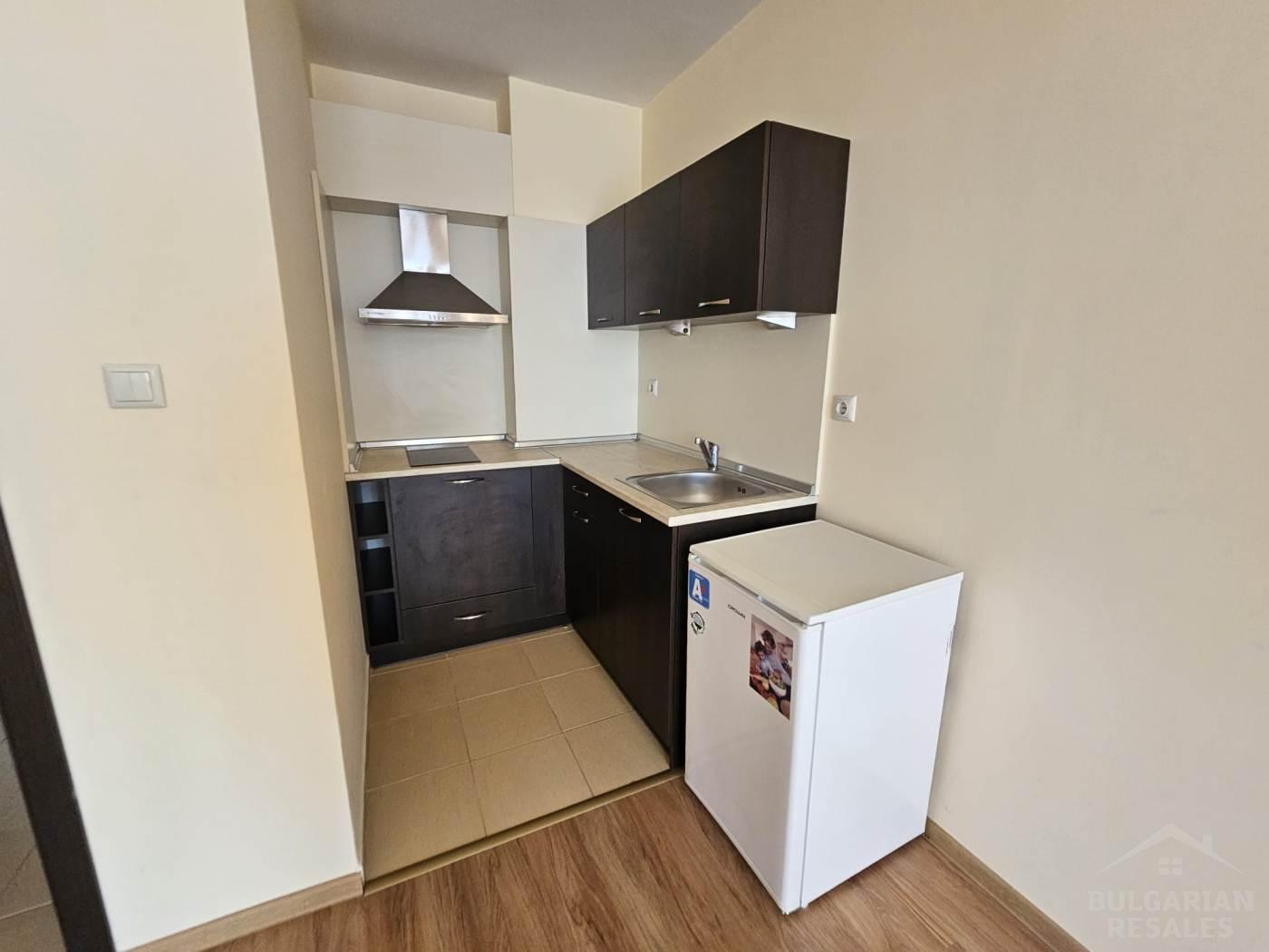 Просторен апартамент с панорамна гледка към морето в Свети Влас на разсрочено плащане ID: 3932 - Снимка 9