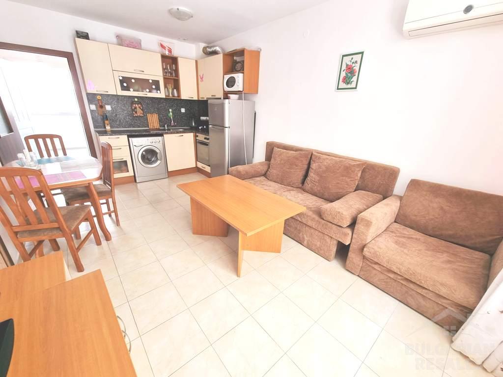 Компактен апартамент с две спални на 300 метра от плажа ID: 2765 - Снимка 2