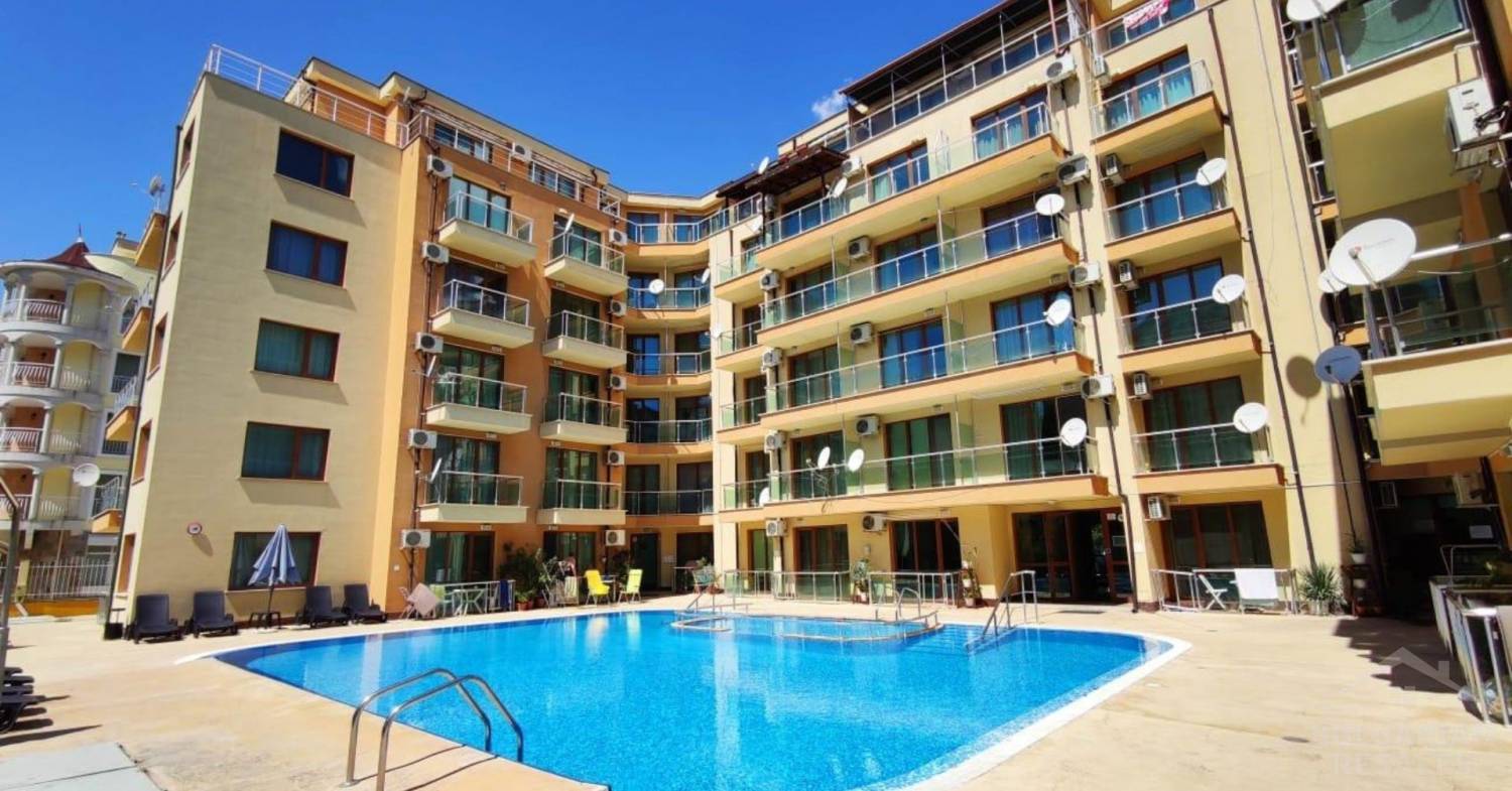 Studio in Sunny Beach, “Amadeus 11” complex, pool view ID: 6461 - Photo 1