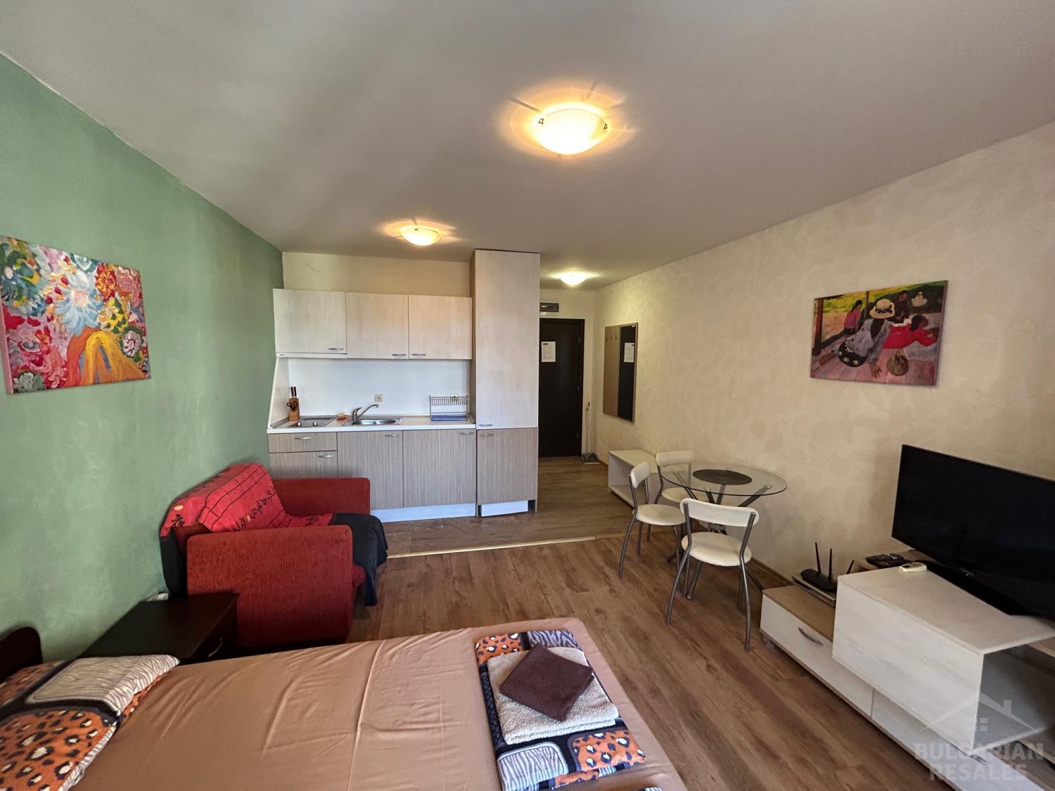 Хубаво студио с пълно обзавеждане и изглед към басейна ID: 4946 - Снимка 4