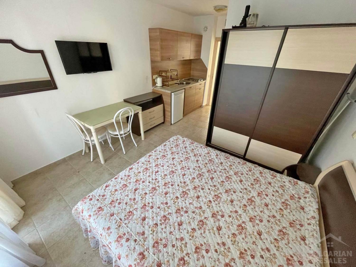 Flat in Sveti Vlas in a quiet location ID: 3592 - Photo 4