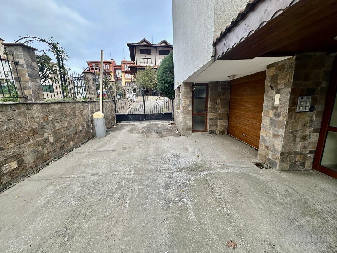 Имоти в Равда. Гараж за вашия автомобил в цената! ID: 4644 - Снимка 12