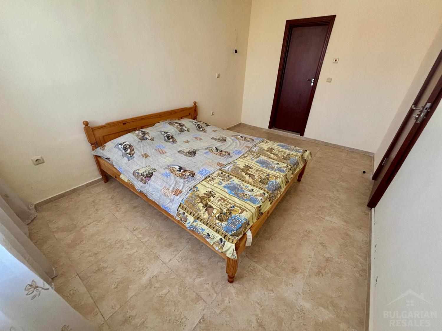 Apartment overlooking the pool in a good area of Ravda ID: 5379 - Photo 13