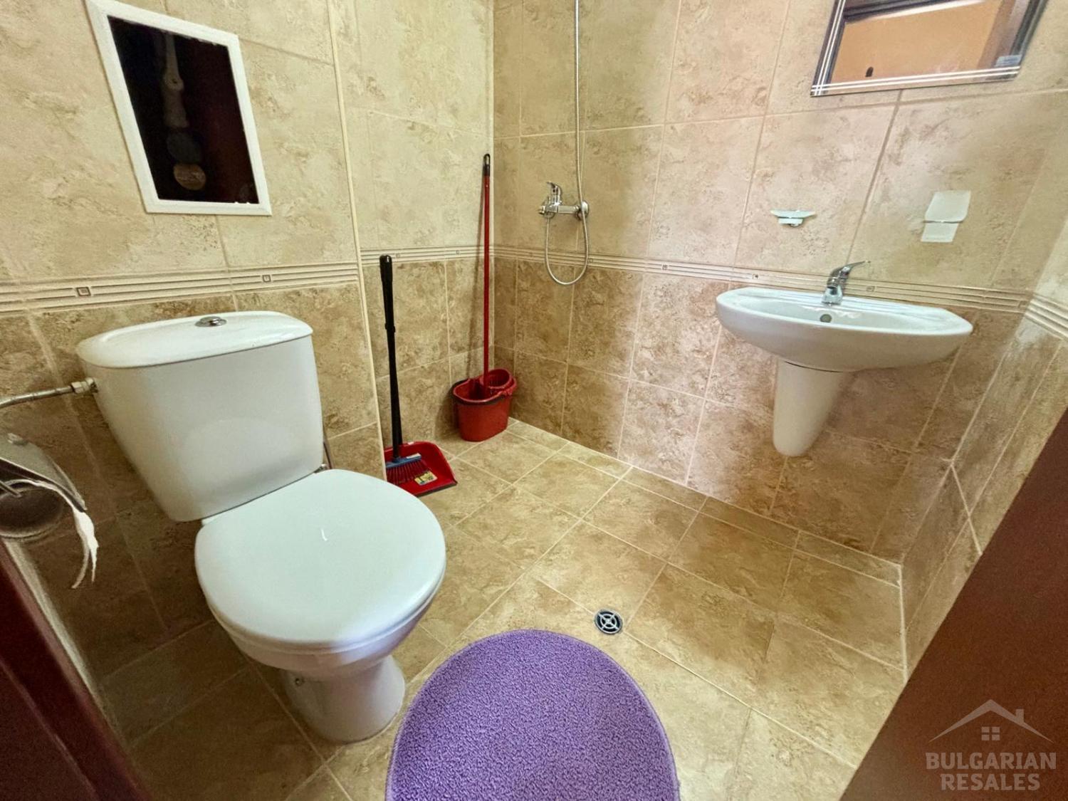 Apartment overlooking the pool in a good area of Ravda ID: 5379 - Photo 15