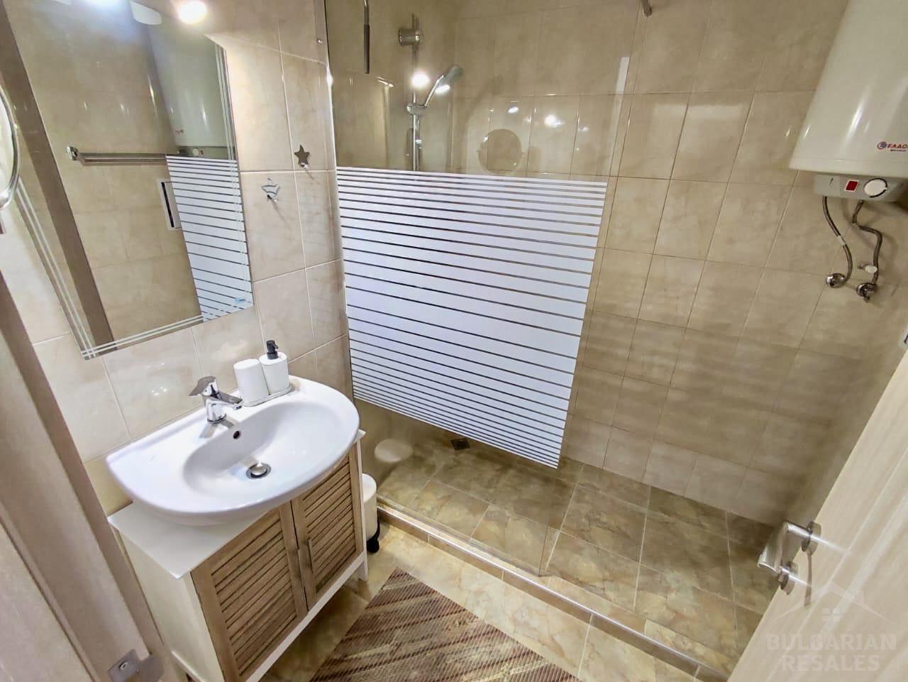 Трехкомнатная квартира с двумя террасами и видом на бассейн ID: 4664 - Фото 9