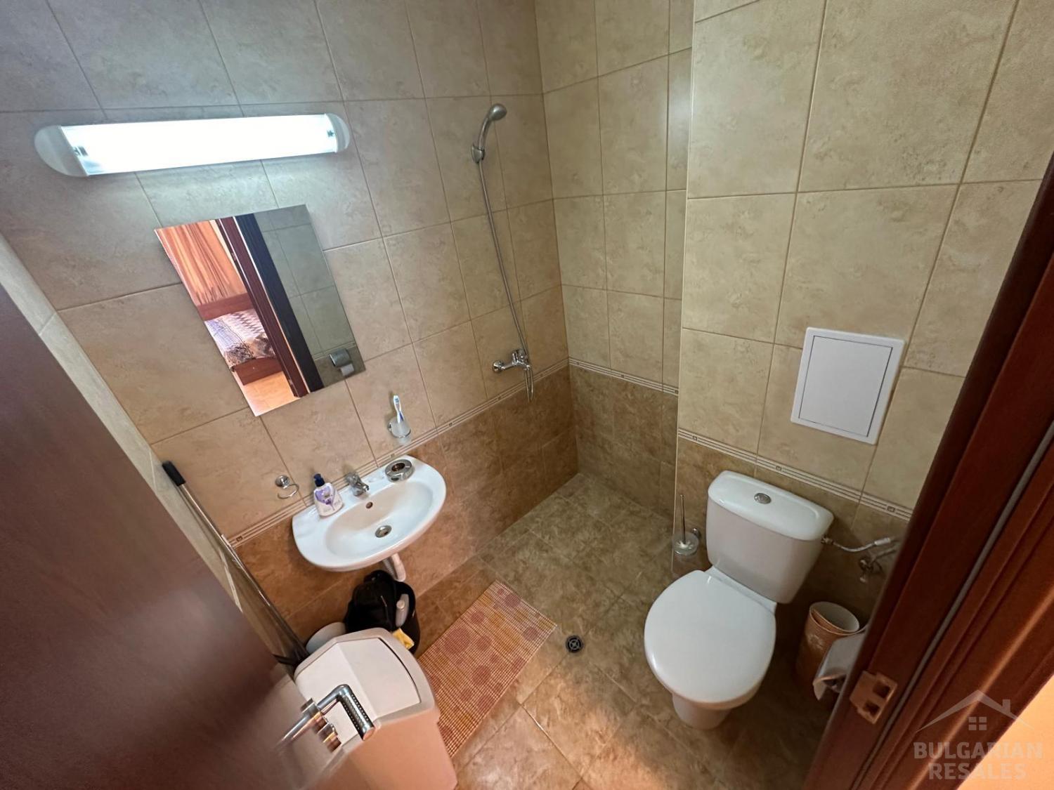 Апартамент с добър ремонт в комплекс „ Аполон 5“ ID: 4410 - Снимка 17