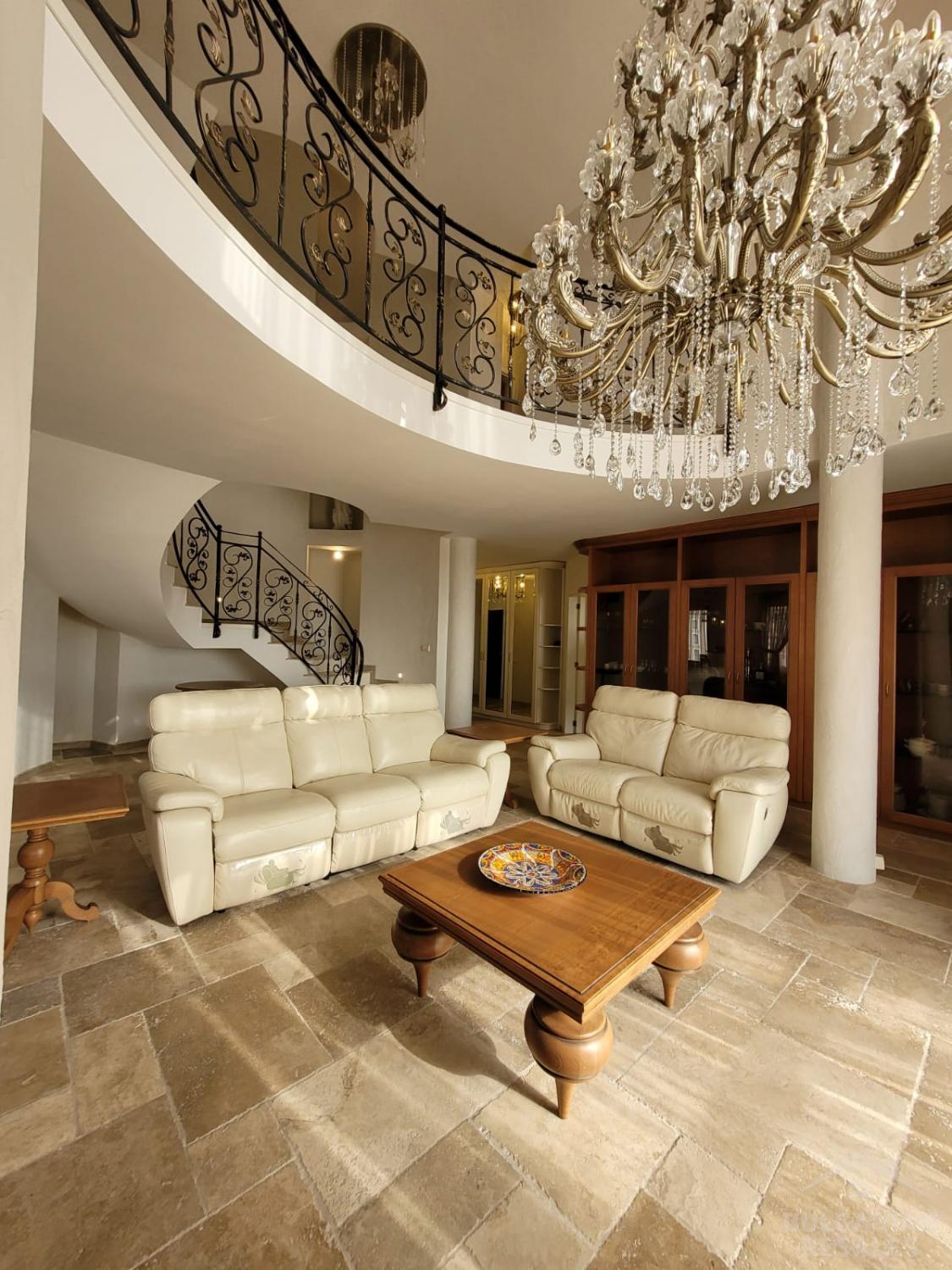 Ексклузивно! Луксозен апартамент с панорамна гледка ID: 5427 - Снимка 3