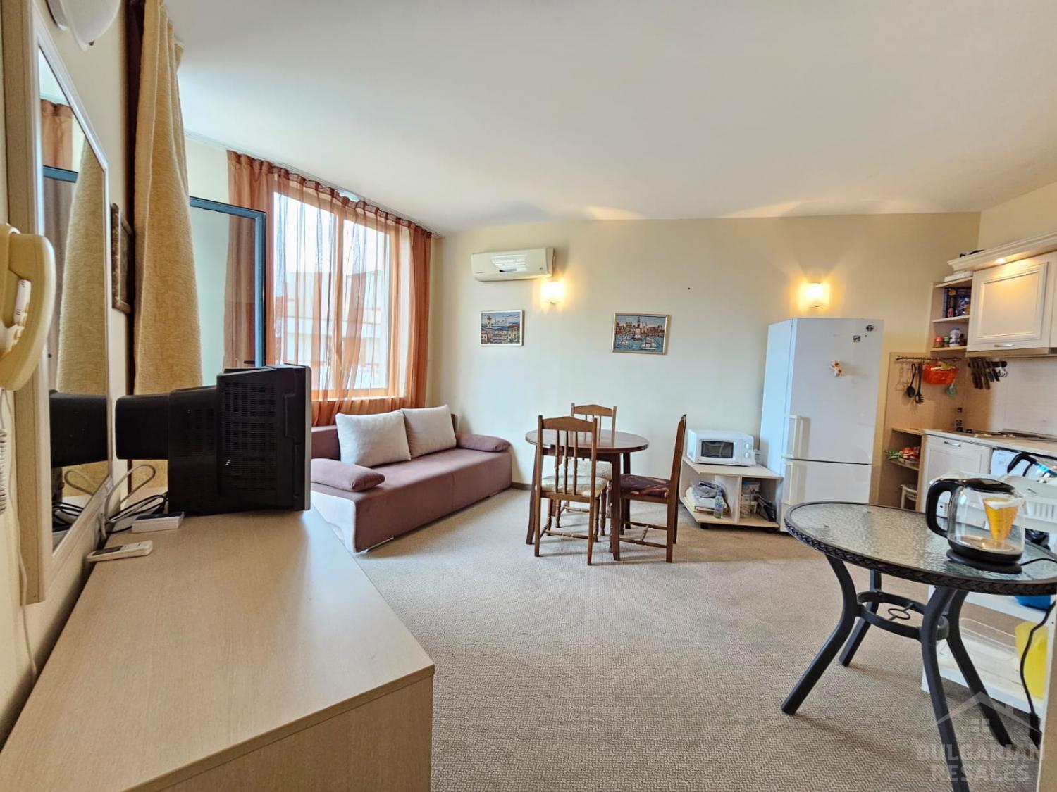 Апартамент с голяма тераса, гледка към басейна! ID: 4169 - Снимка 3