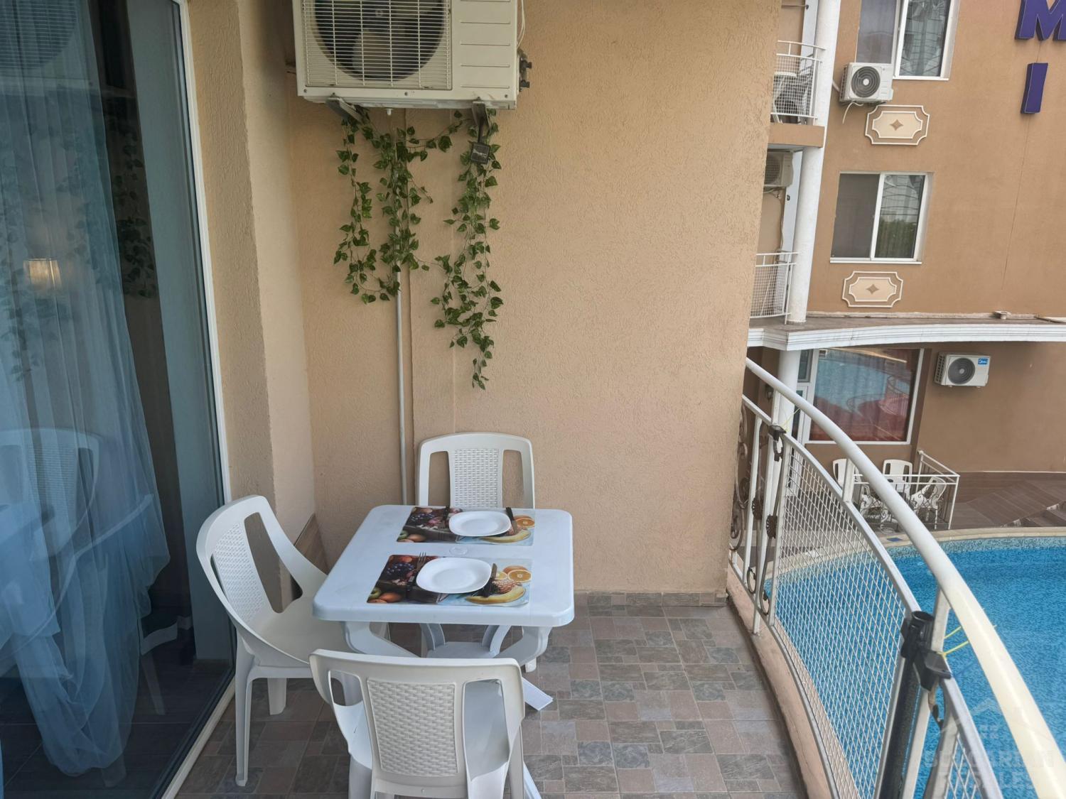 Great deal! Studio in a complex with low maintenance fees ID: 5518 - Photo 7