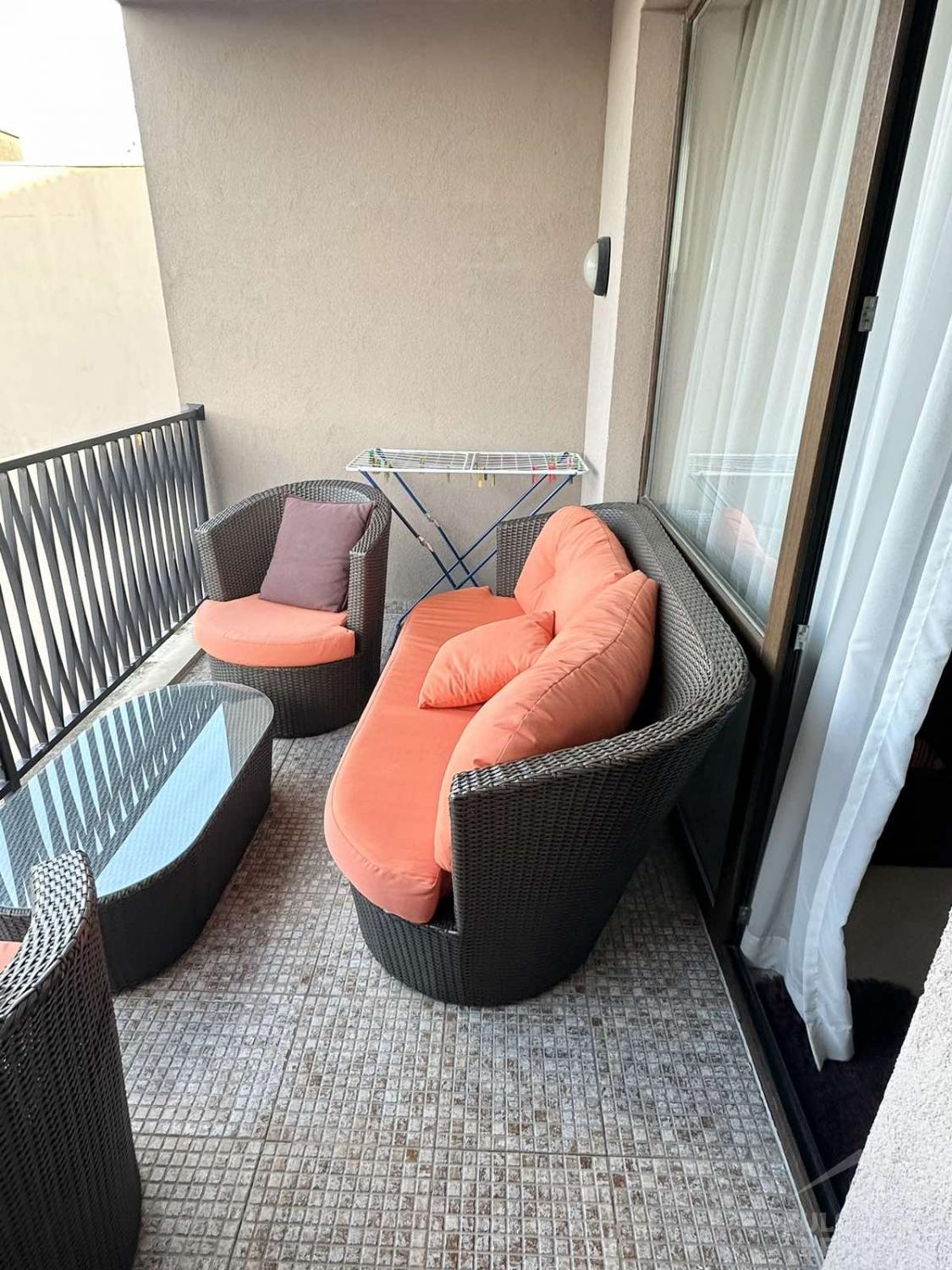 One bedroom apartment with a gorgeous view  ID: 4509 - Photo 9