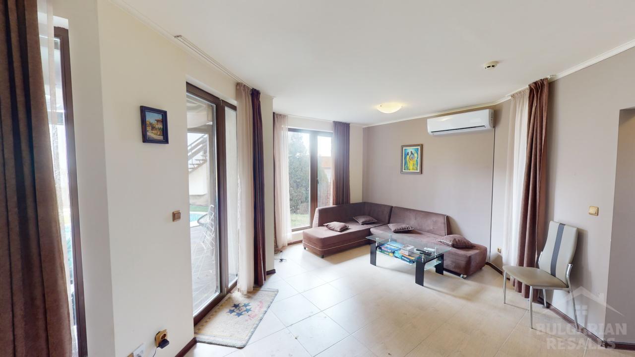 Dwa piętra, trzy sypialnie - przestronny apartament w willi ID: 4782 - Фото5