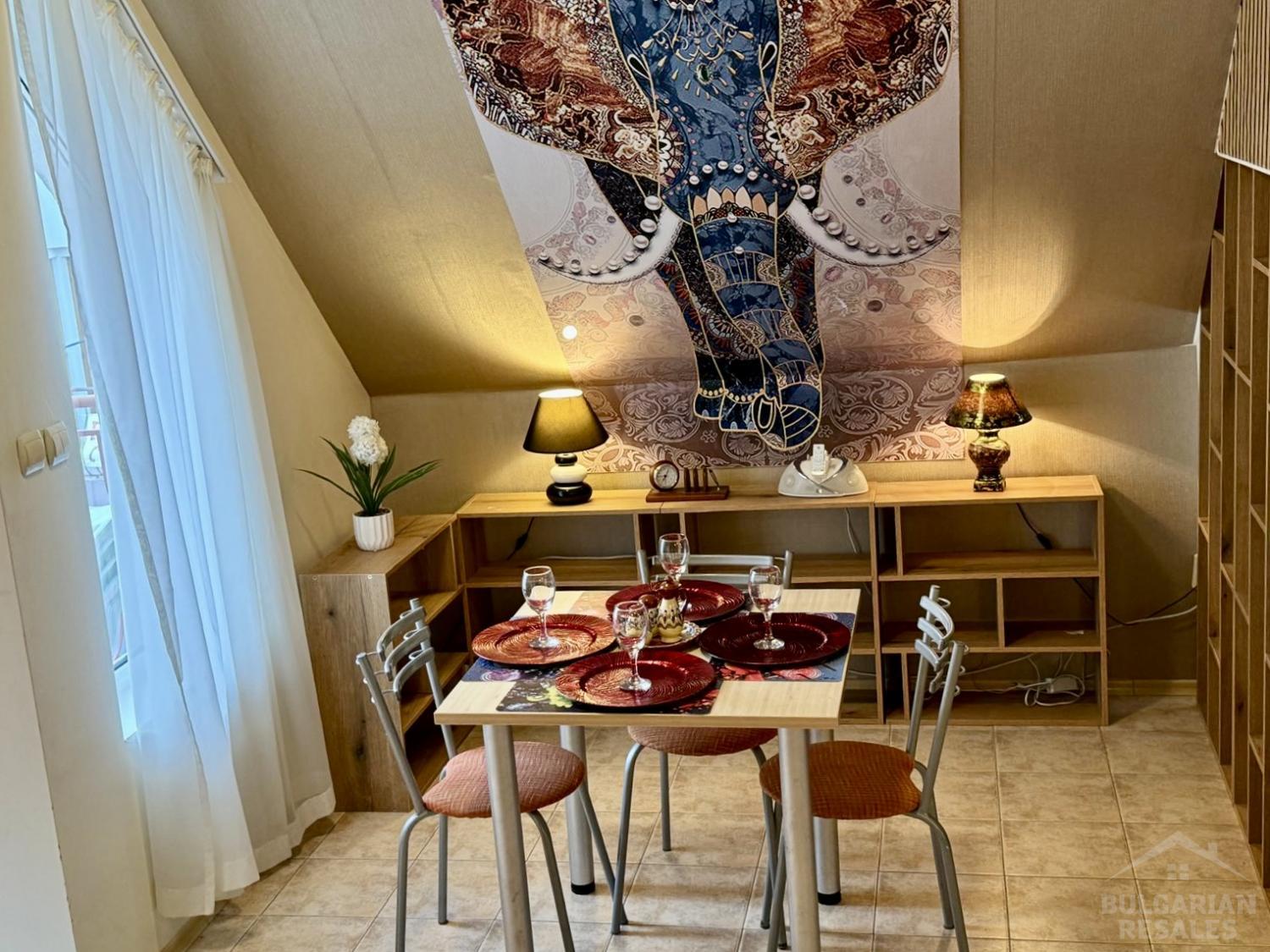 Cozy renovated apartment in a small complex ID: 5691 - Photo 1