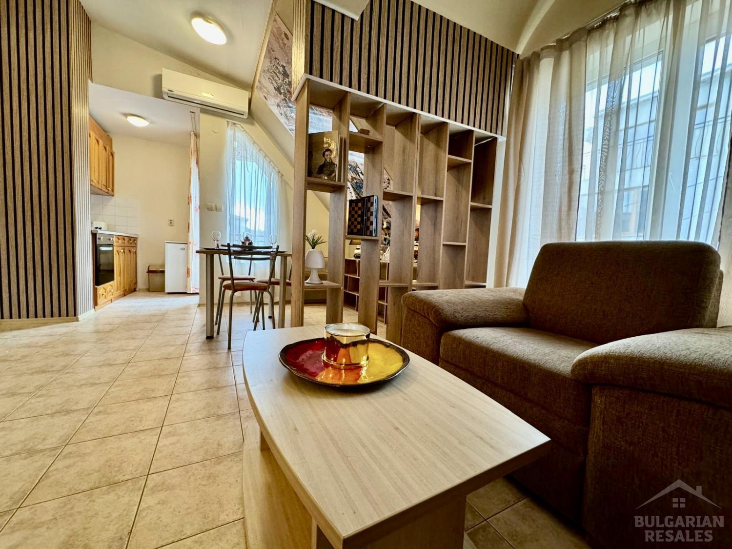 Cozy renovated apartment in a small complex ID: 5691 - Photo 4