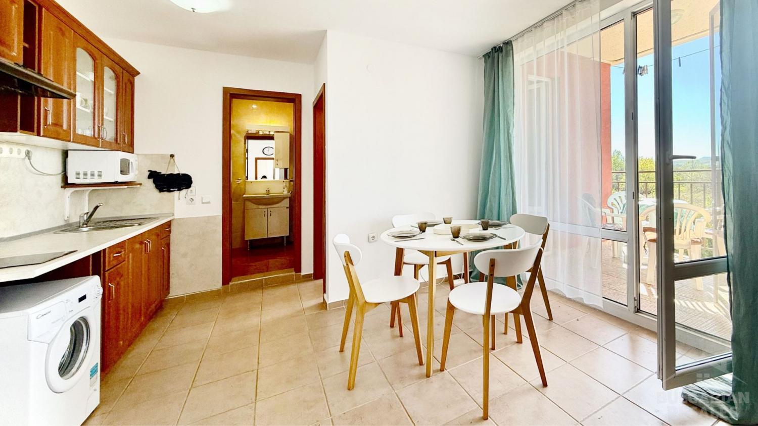 Svetlý byt s dvoma spálňami v komplexe „Nessebar Fort Club“ ID: 5512 - Фото12