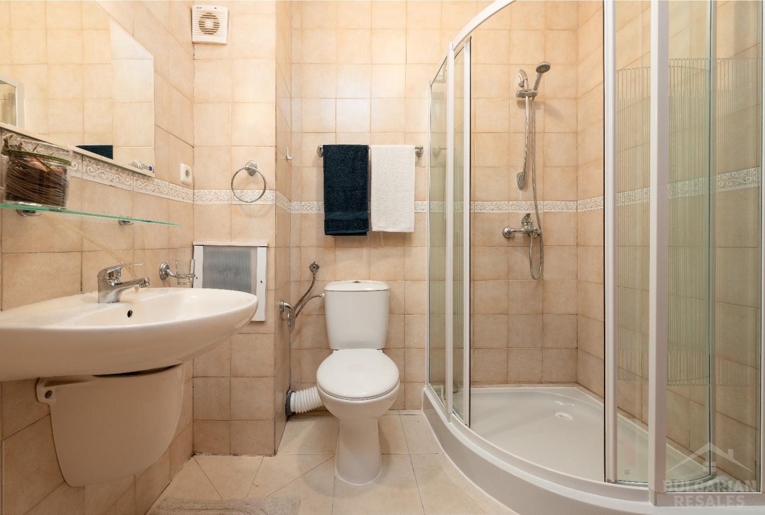 Suitable for permanent residence! Designer renovation, pool view ID: 5901 - Photo 7