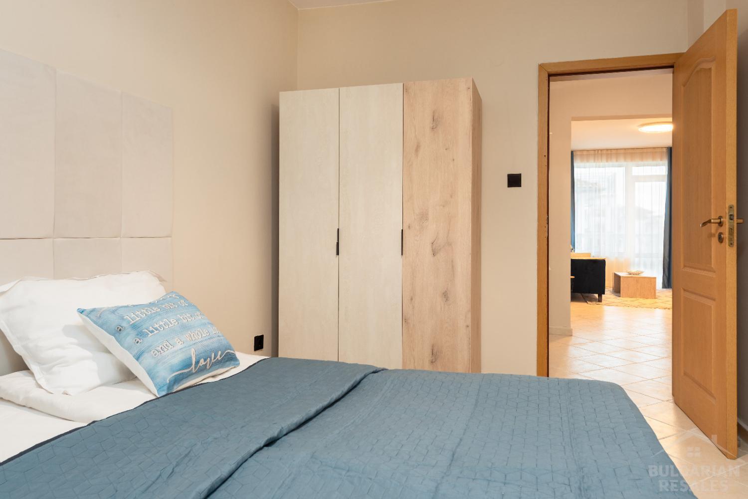 Подходит для постоянного проживания! Дизайнерский ремонт, вид на бассейн ID: 5901 - Фото 11