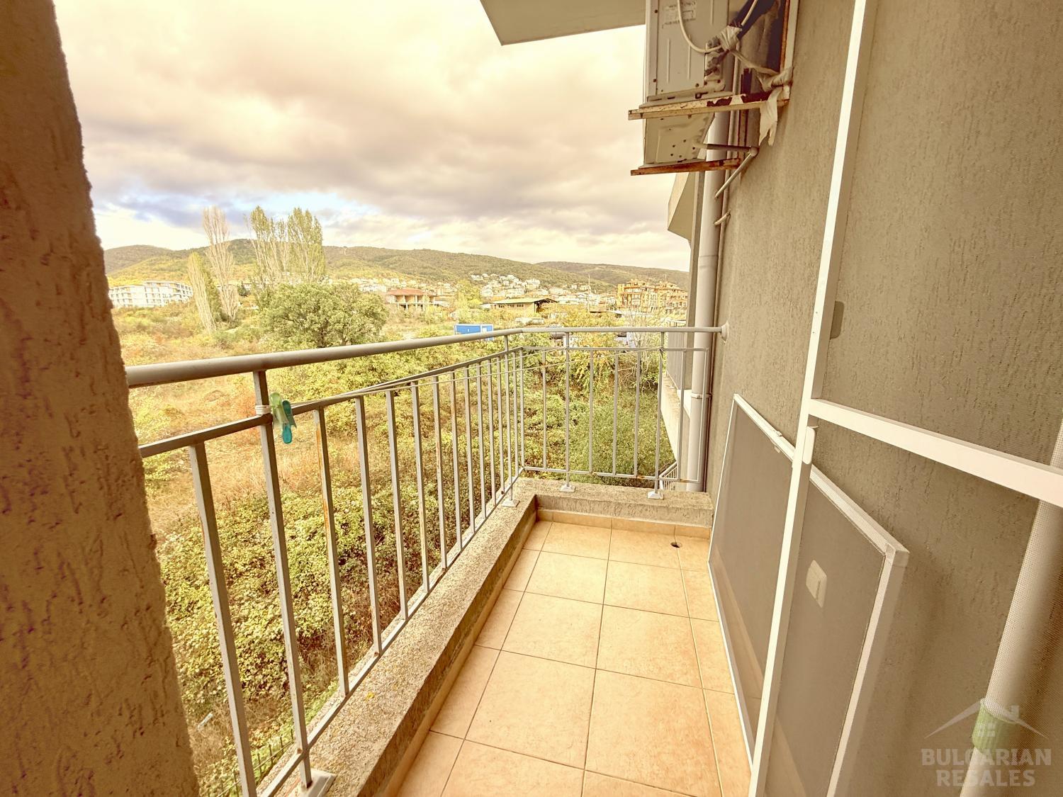 Недвижимость в комплексе с низкой таксой поддержки ID: 5693 - Фото 11