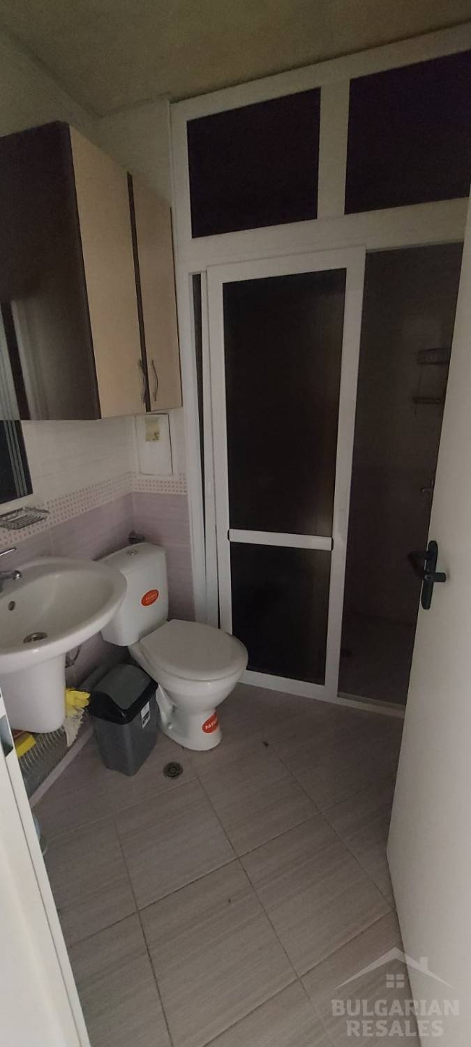 Two rooms, pool view, 400 m from the beach, Sveti Vlas ID: 6463 - Photo 9
