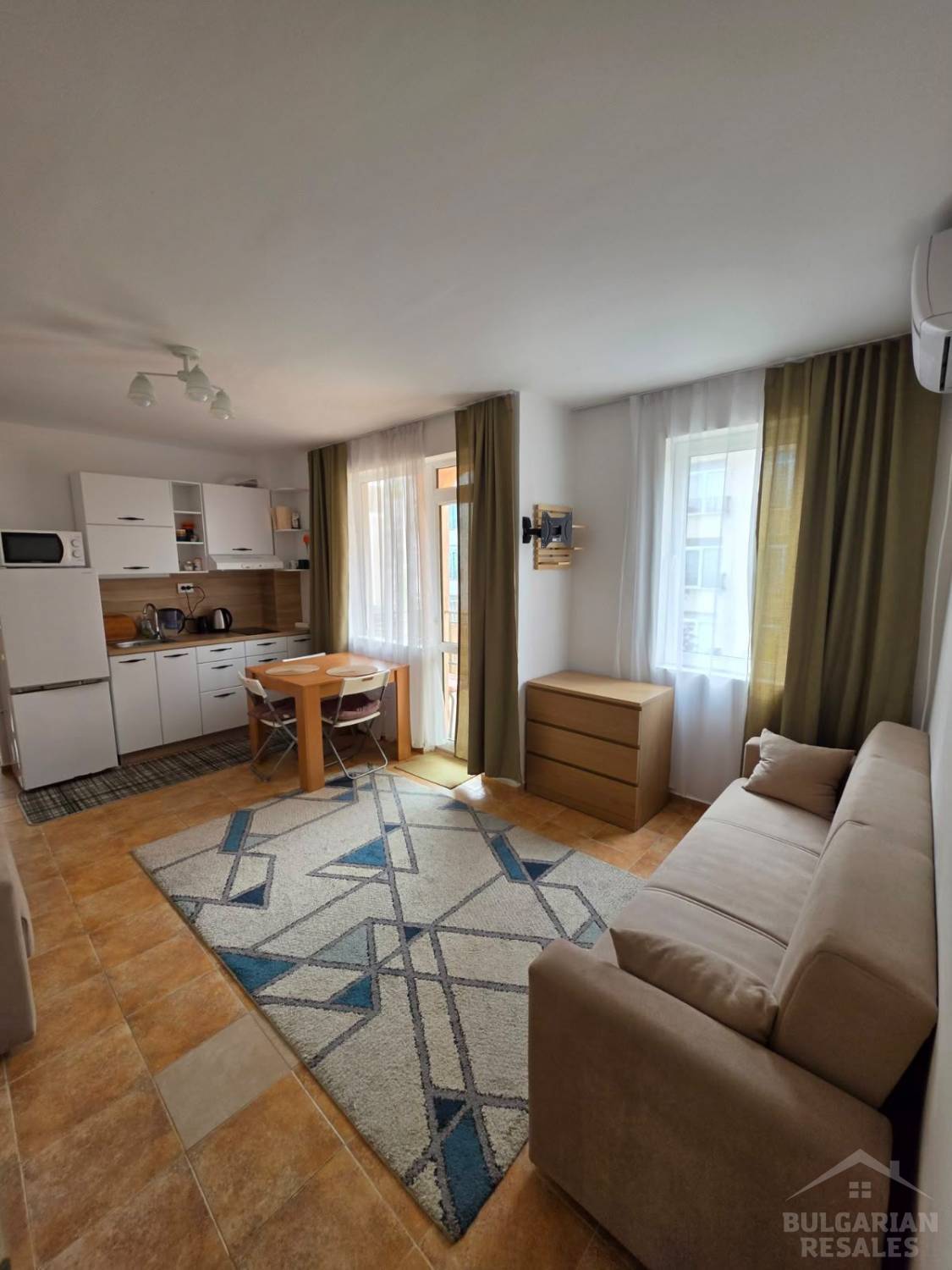 Cenovo dostupný byt, poplatok v komplexe 300 eur ID: 6206 - Фото1