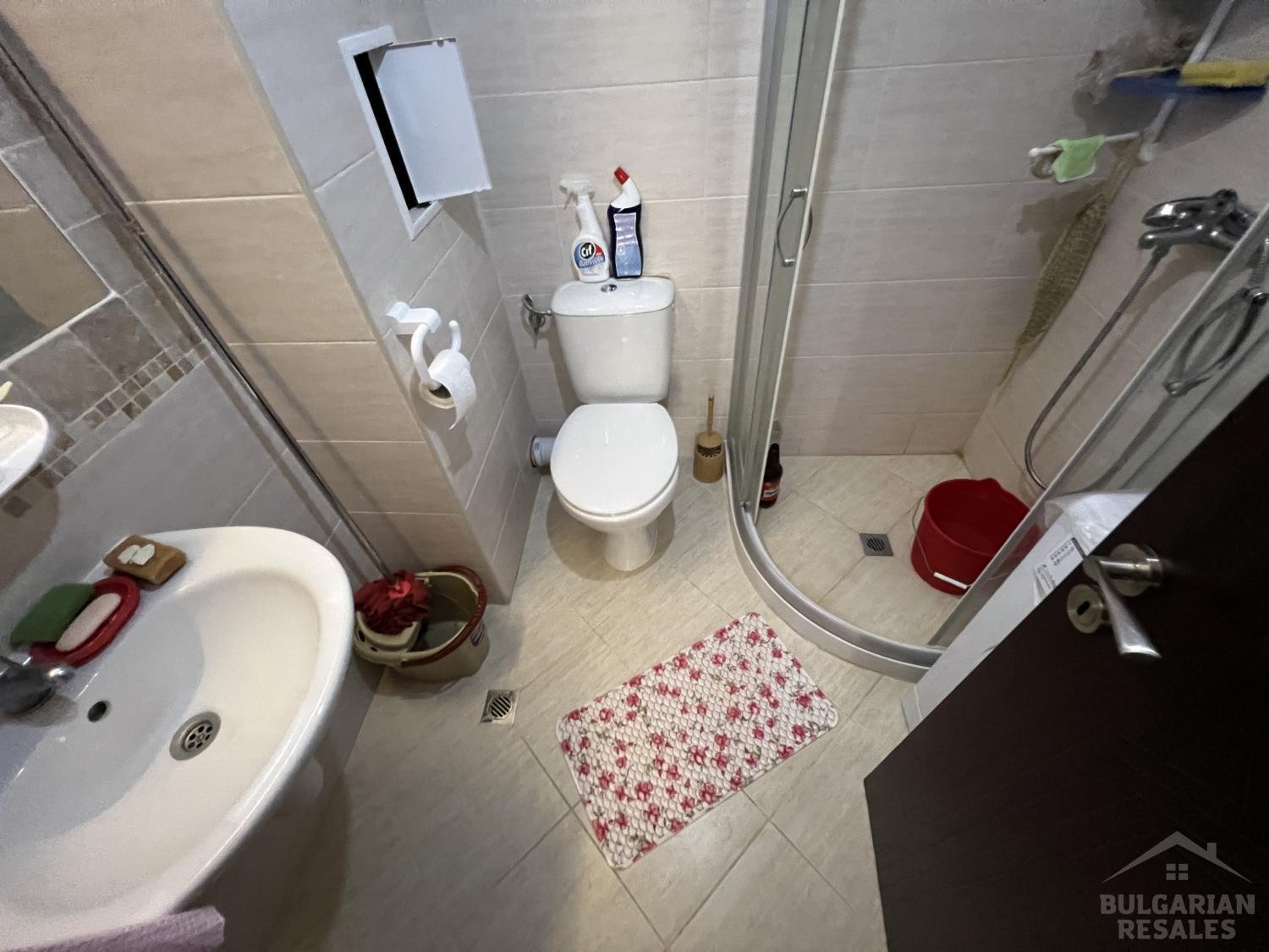 Kúpte si byt v komplexe s vlastným parkom a jazerom! ID: 4347 - Фото10