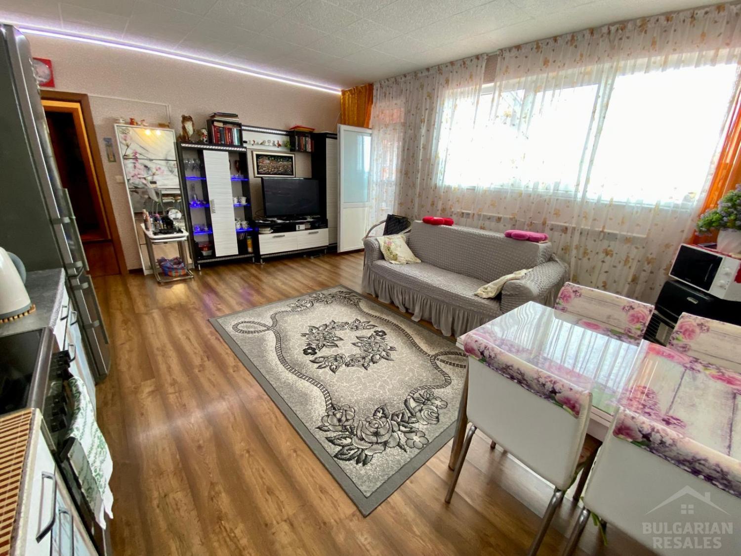 Красив апартамент, качествен ремонт! ID: 4191 - Снимка 2