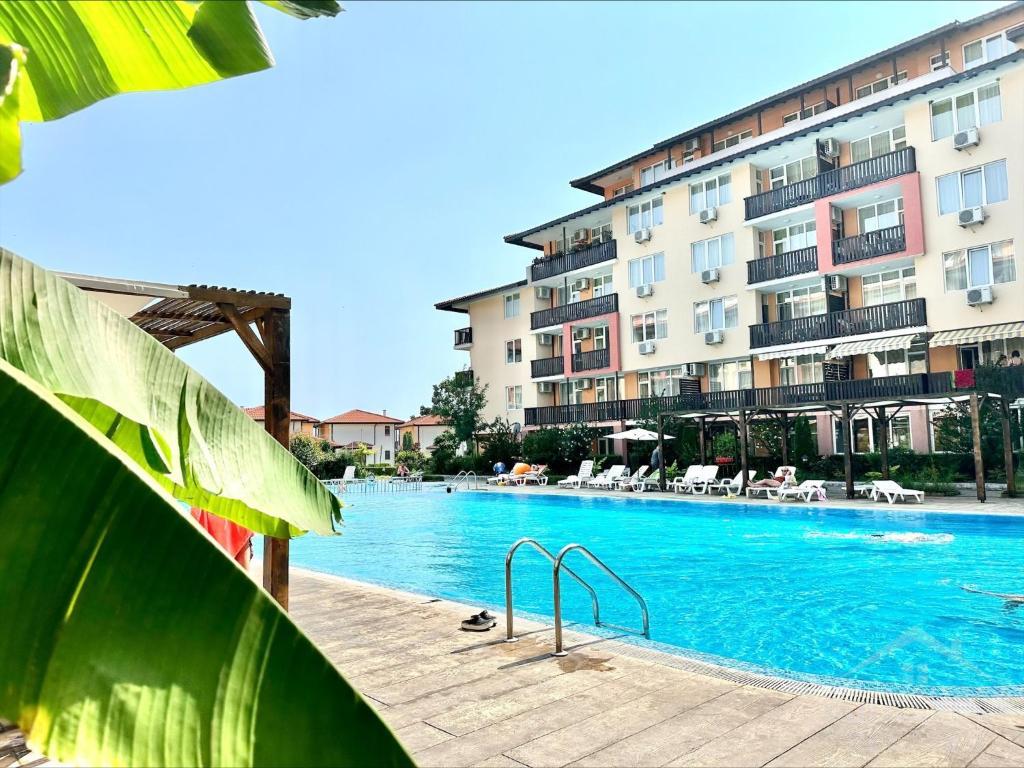 Апартамент в комплексе с хорошим расположением ID: 4786 - Фото 4