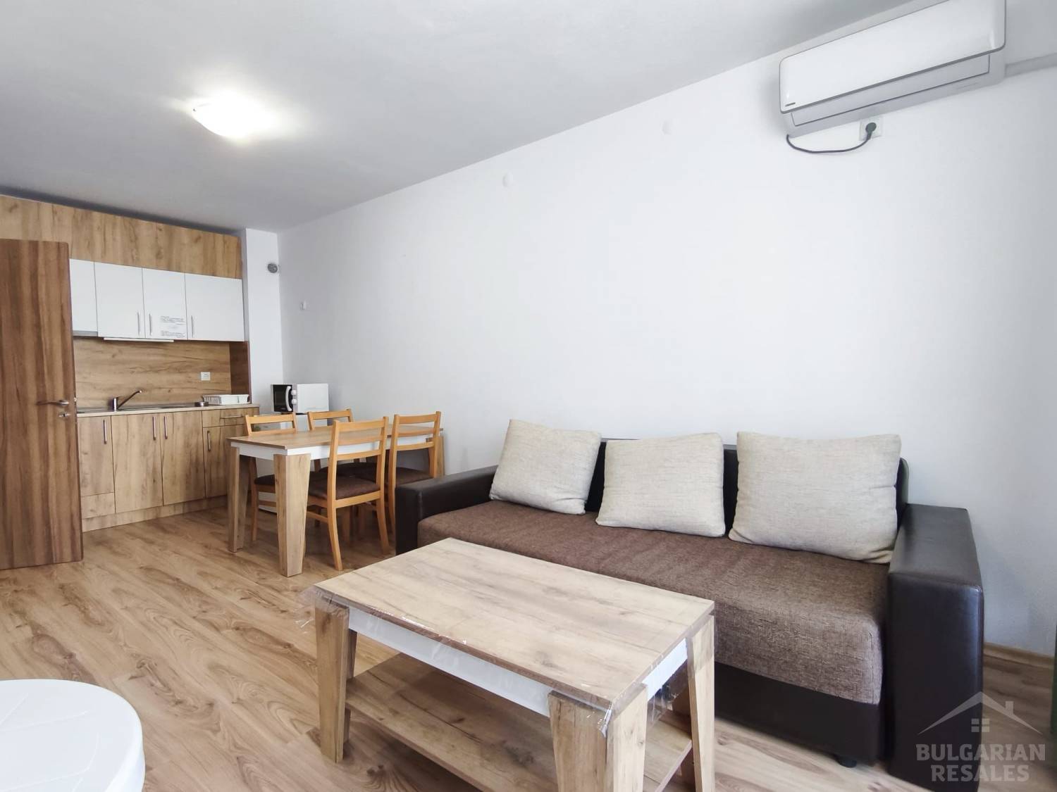 One-bedroom Apartment in Good Condition, “Chateau Aheloy 2” Complex ID: 6022 - Photo 5