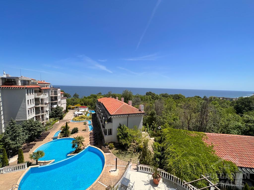 Квартира с видом на море в курортном городке Обзор ID: 5426 - Фото 1