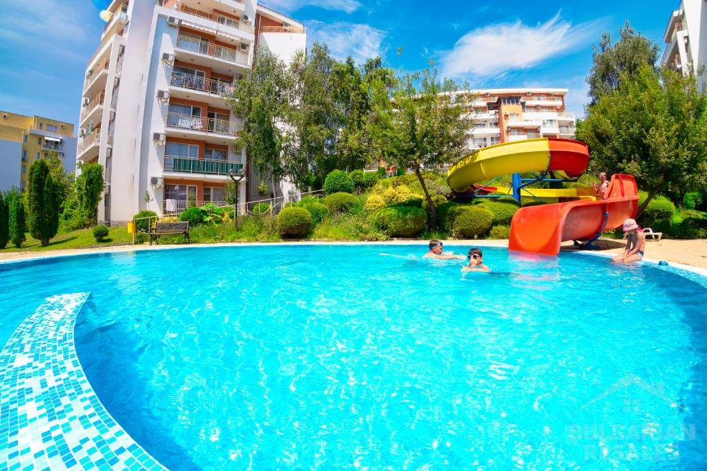 Апартамент с ново обзавеждане, на 250 м от морето, комплекс „Crown Fort Club“ ID: 6056 - Снимка 2