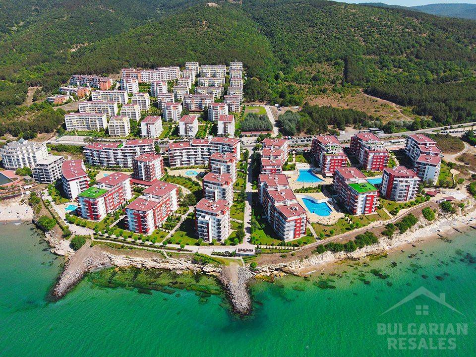 Квартира с видом на море и бассейн, комплекс 