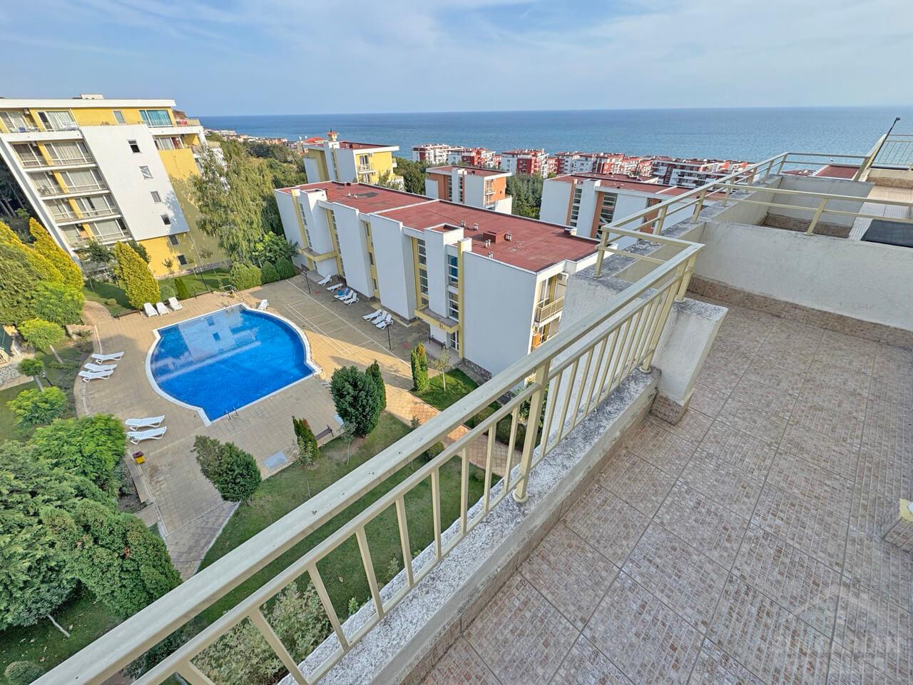 Sea and mountain views! Furnished apartment in Sveti Vlas ID: 5536 - Photo 1