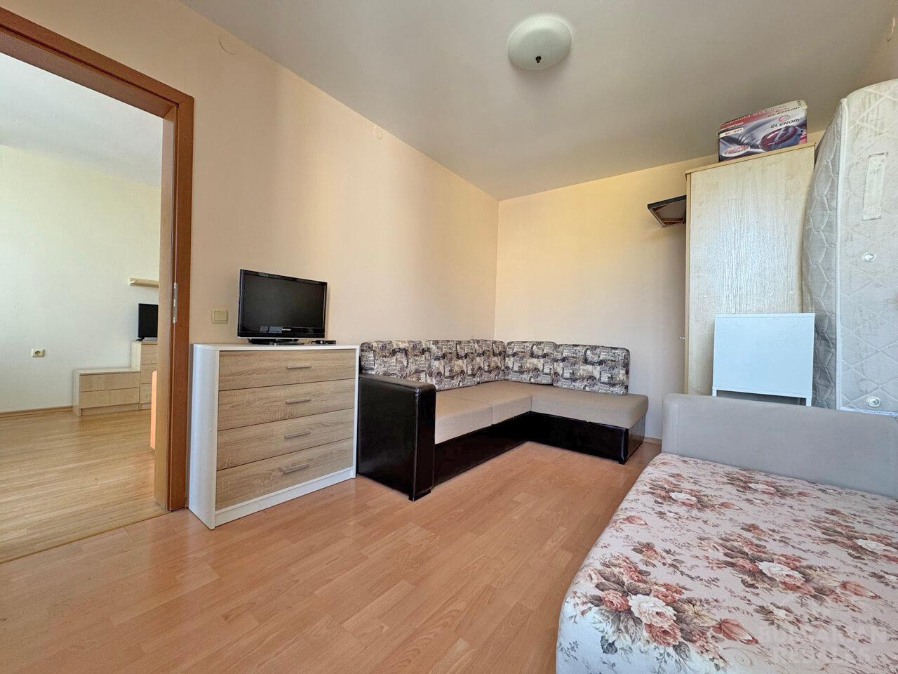 Sea and mountain views! Furnished apartment in Sveti Vlas ID: 5536 - Photo 12