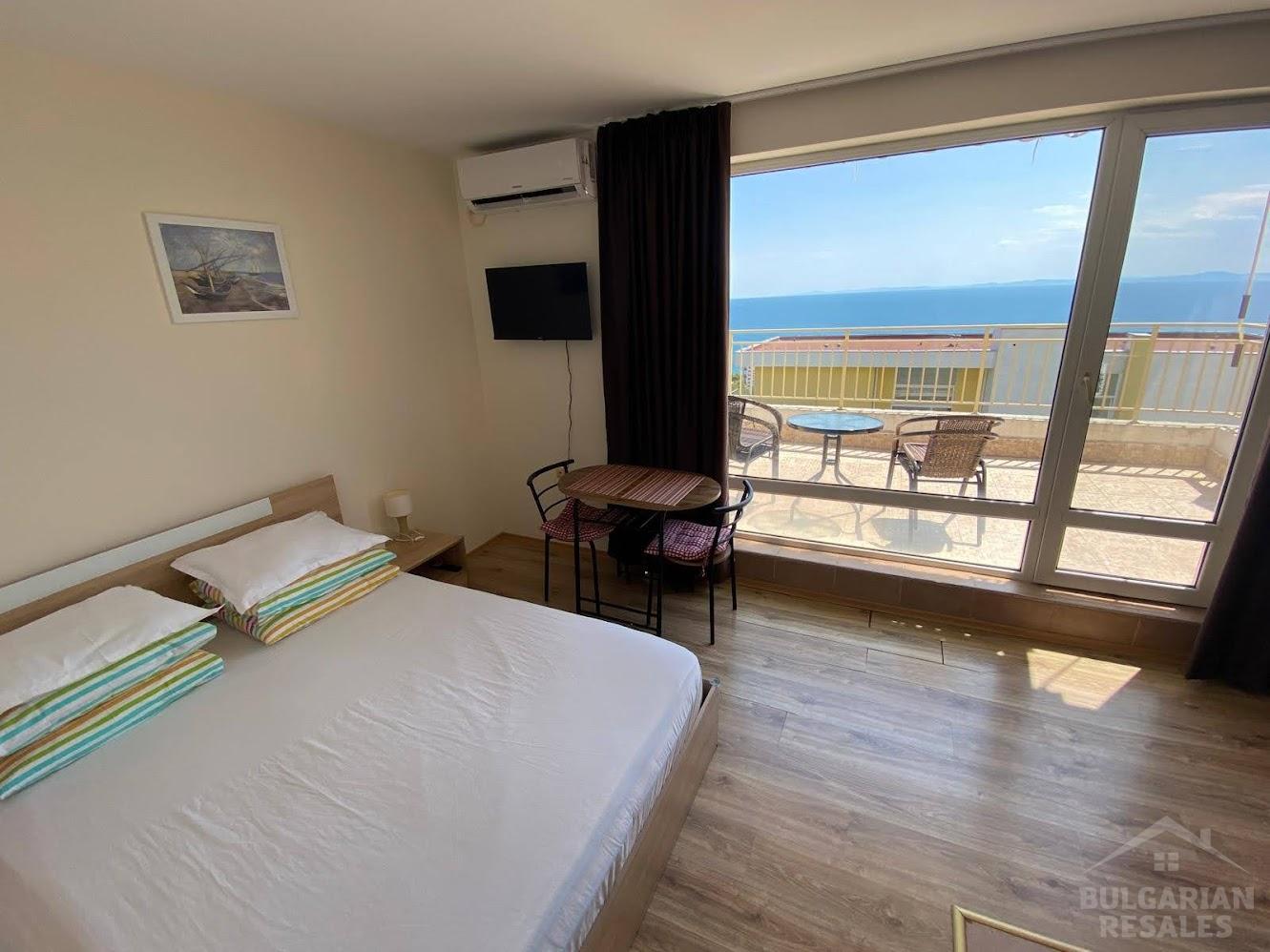 Sea view and two double beds - studio in Crown Fort Club ID: 5557 - Photo 4
