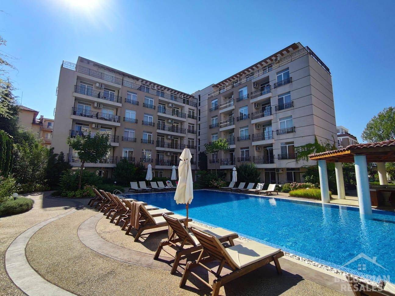 Apartmán s výhľadom na bazén v pokojnej časti letoviska ID: 6071 - Фото17