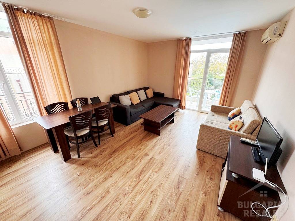 Pool view. Apartment in the “Dawn Park” complex, Sunny Beach resort ID: 6115 - Photo 3