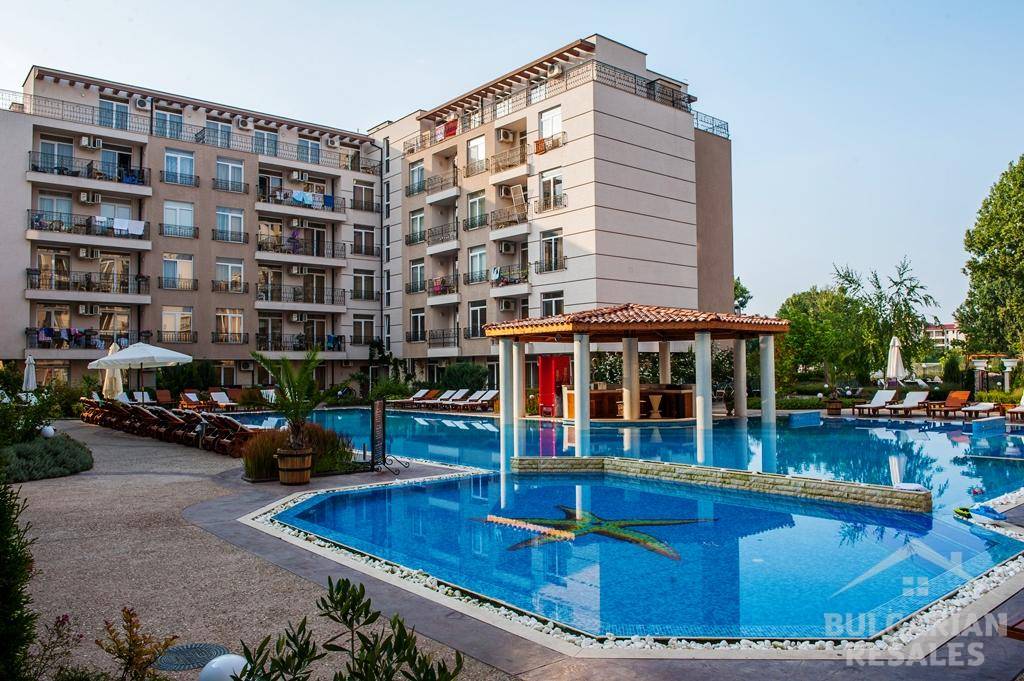 Pool view. Apartment in the “Dawn Park” complex, Sunny Beach resort ID: 6115 - Photo 13