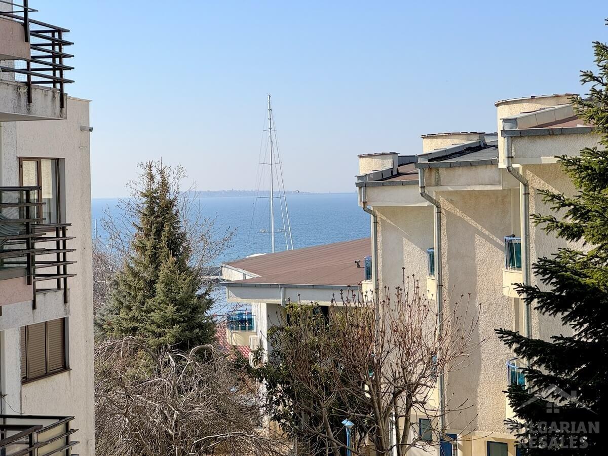 Две минуты до моря! Апартамент в комплексе 