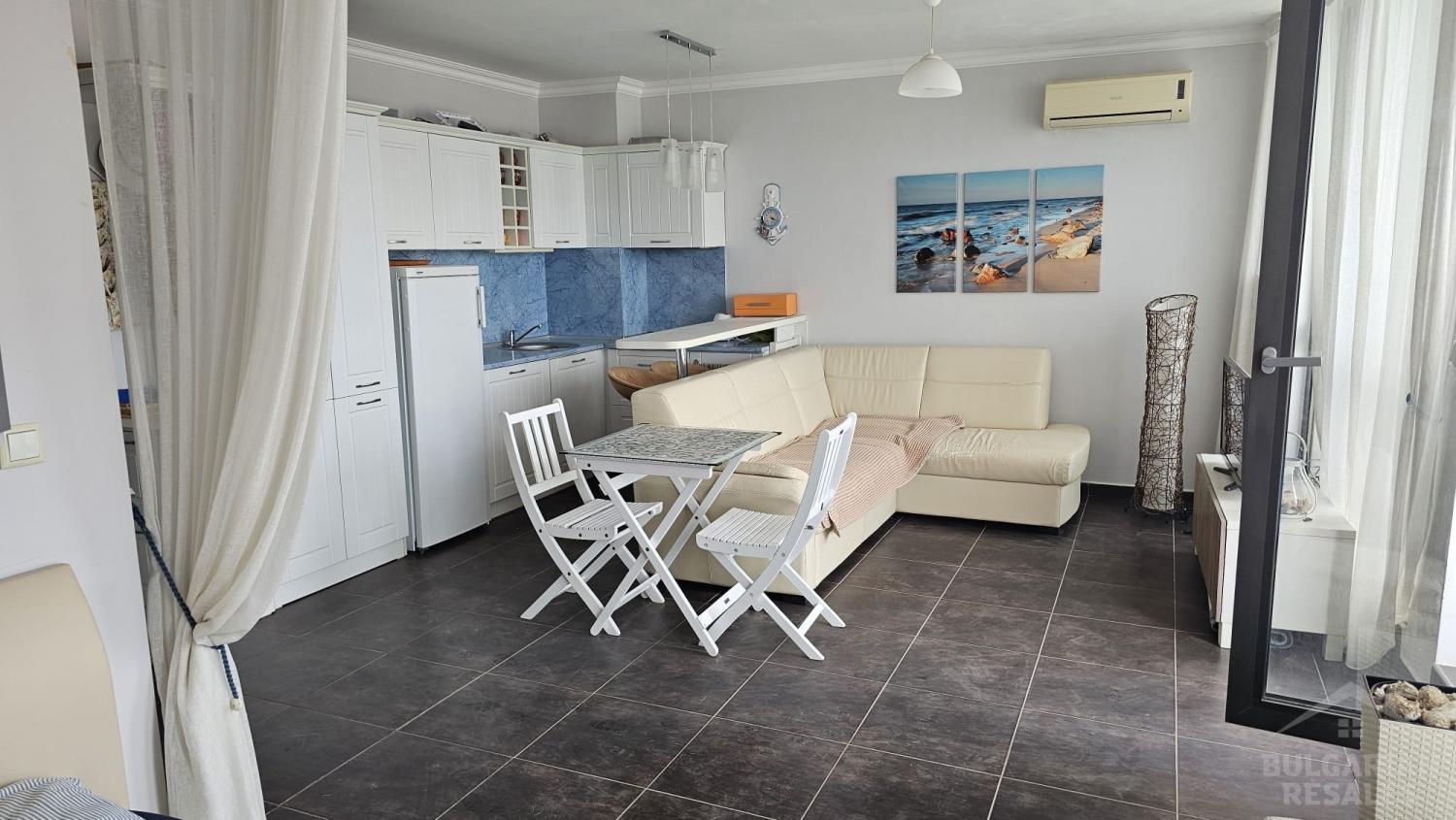 Duże studio na wakacje! Pierwsza linia! ID: 4197 - Фото2